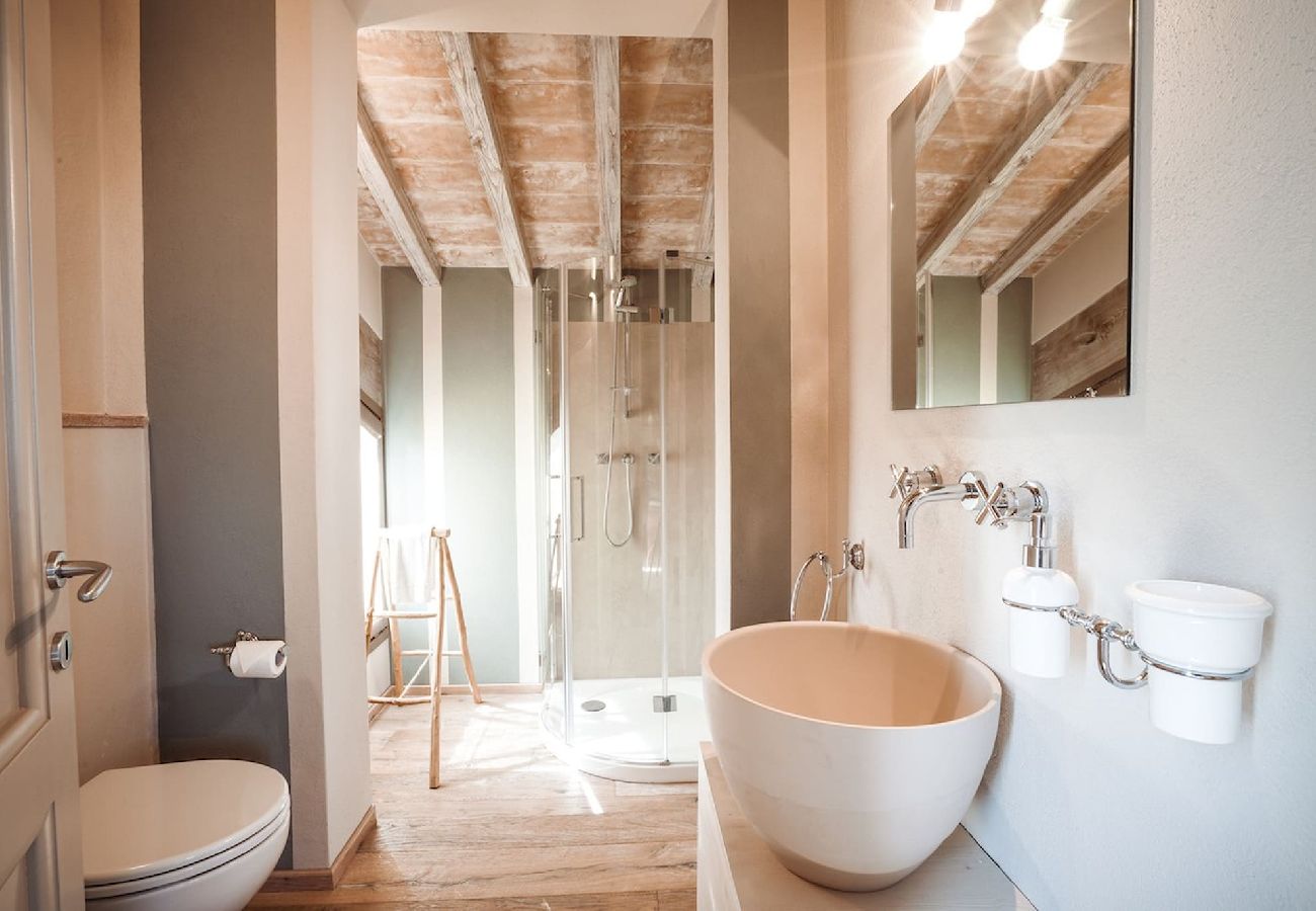 Villa in Reggello - Villa Ruota with views on the Tuscan countryside