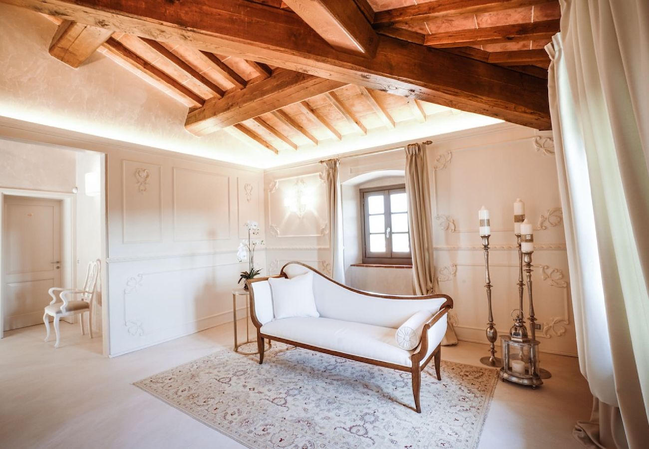 Villa in Reggello - Villa Ruota with views on the Tuscan countryside