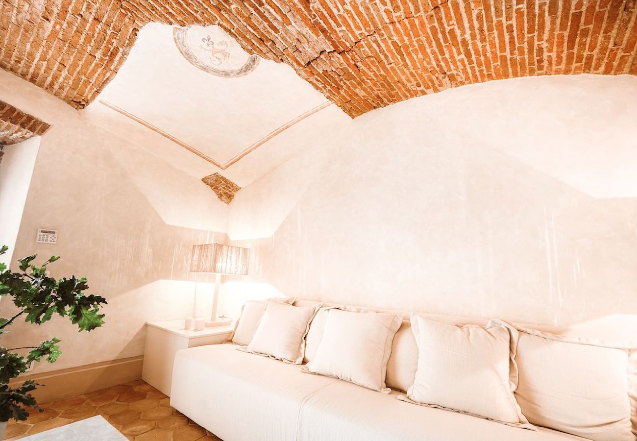 Villa in Reggello - Villa Ruota with views on the Tuscan countryside