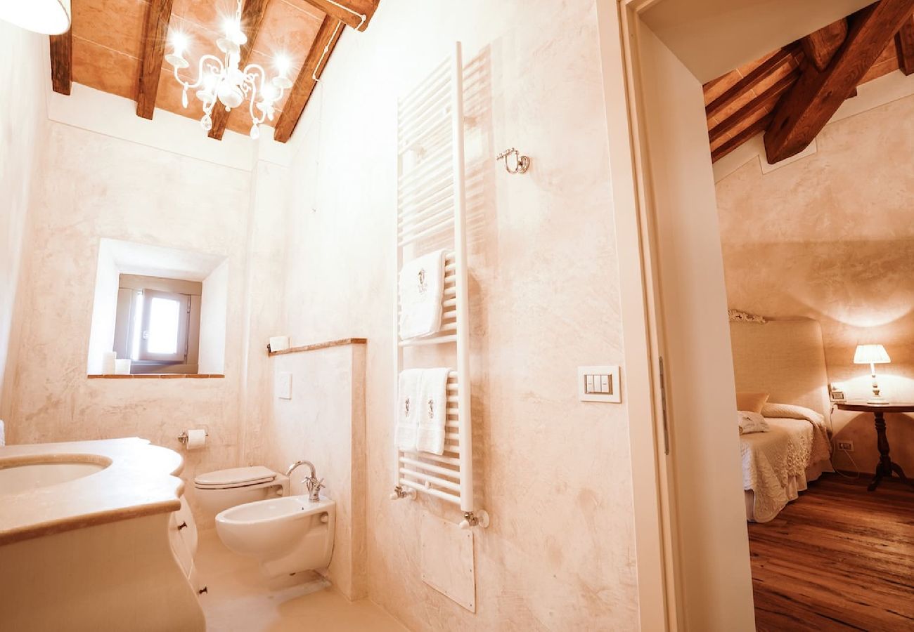 Villa in Reggello - Villa Ruota with views on the Tuscan countryside