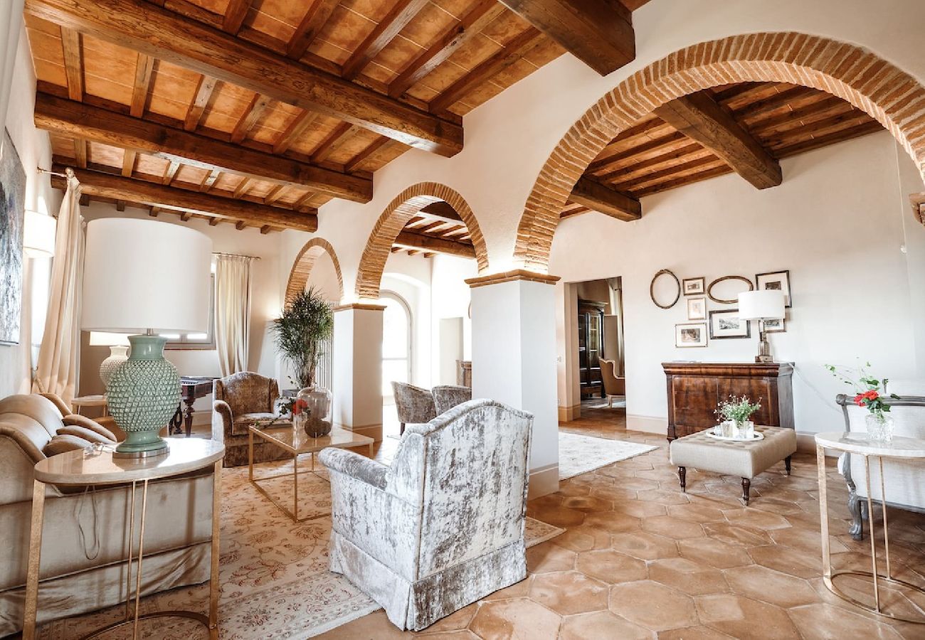 Villa in Reggello - Villa Ruota with views on the Tuscan countryside