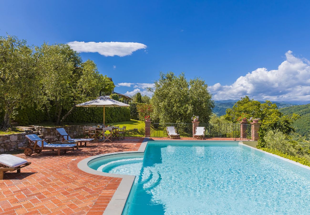 House in Monsummano Terme - Luxury Tuscan villa with exclusive pool