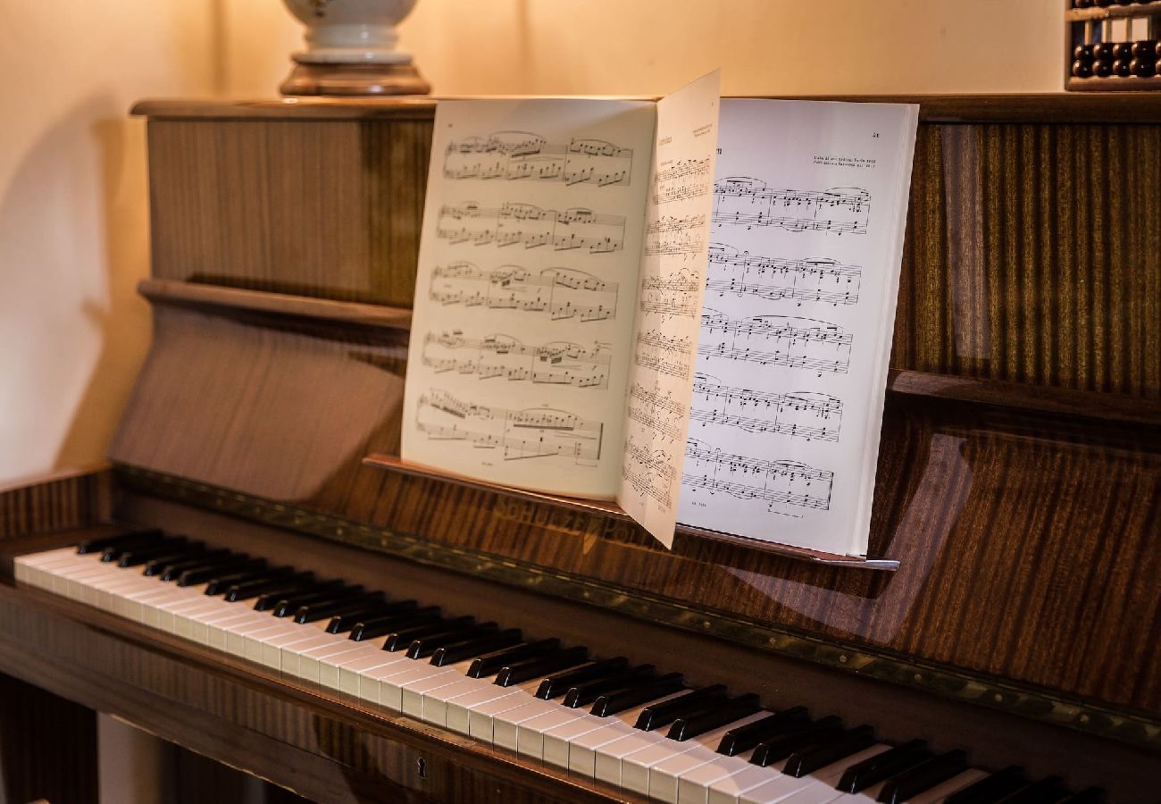 House in Monsummano Terme - Luxury Tuscan villa with exclusive pool