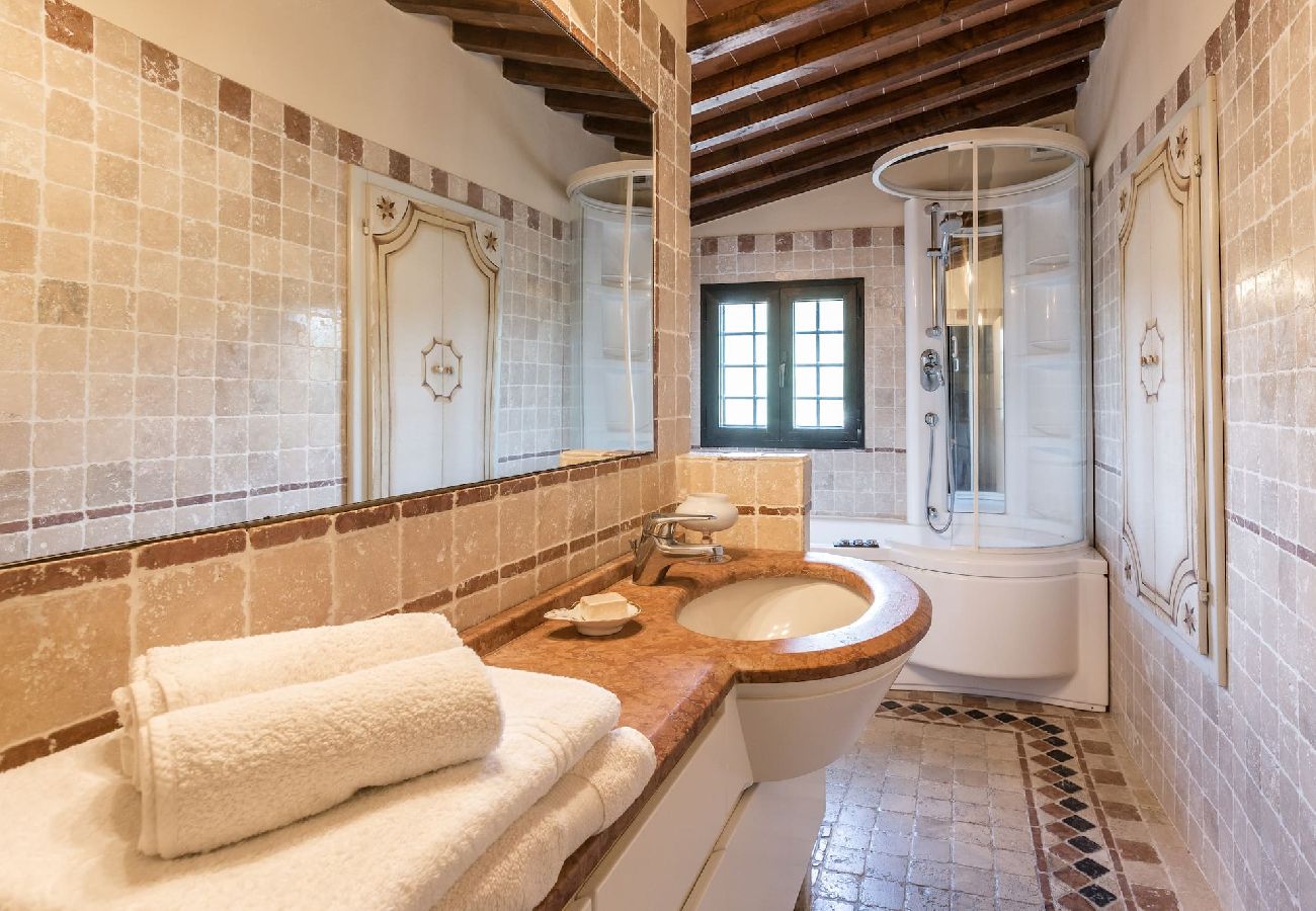 House in Monsummano Terme - Luxury Tuscan villa with exclusive pool