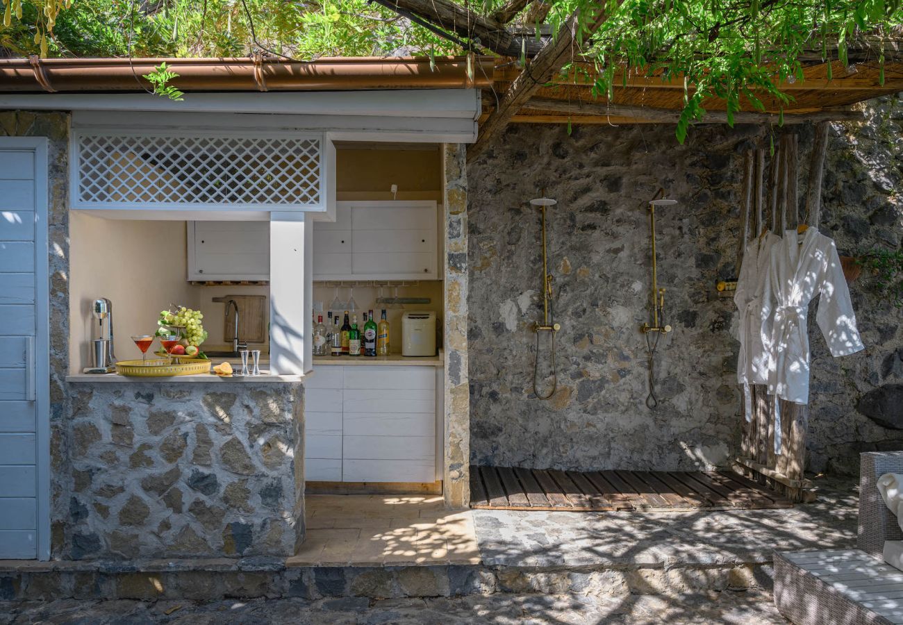 Villa in Furore - IL MANIERO DEGLI DEI