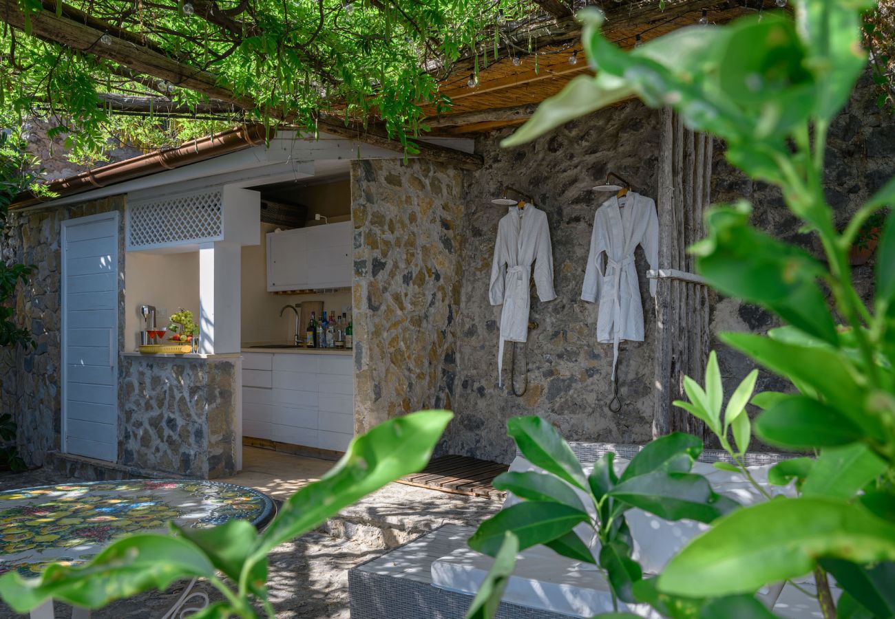 Villa in Furore - IL MANIERO DEGLI DEI