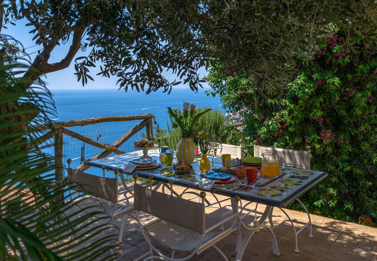 Villa in Furore - IL MANIERO DEGLI DEI