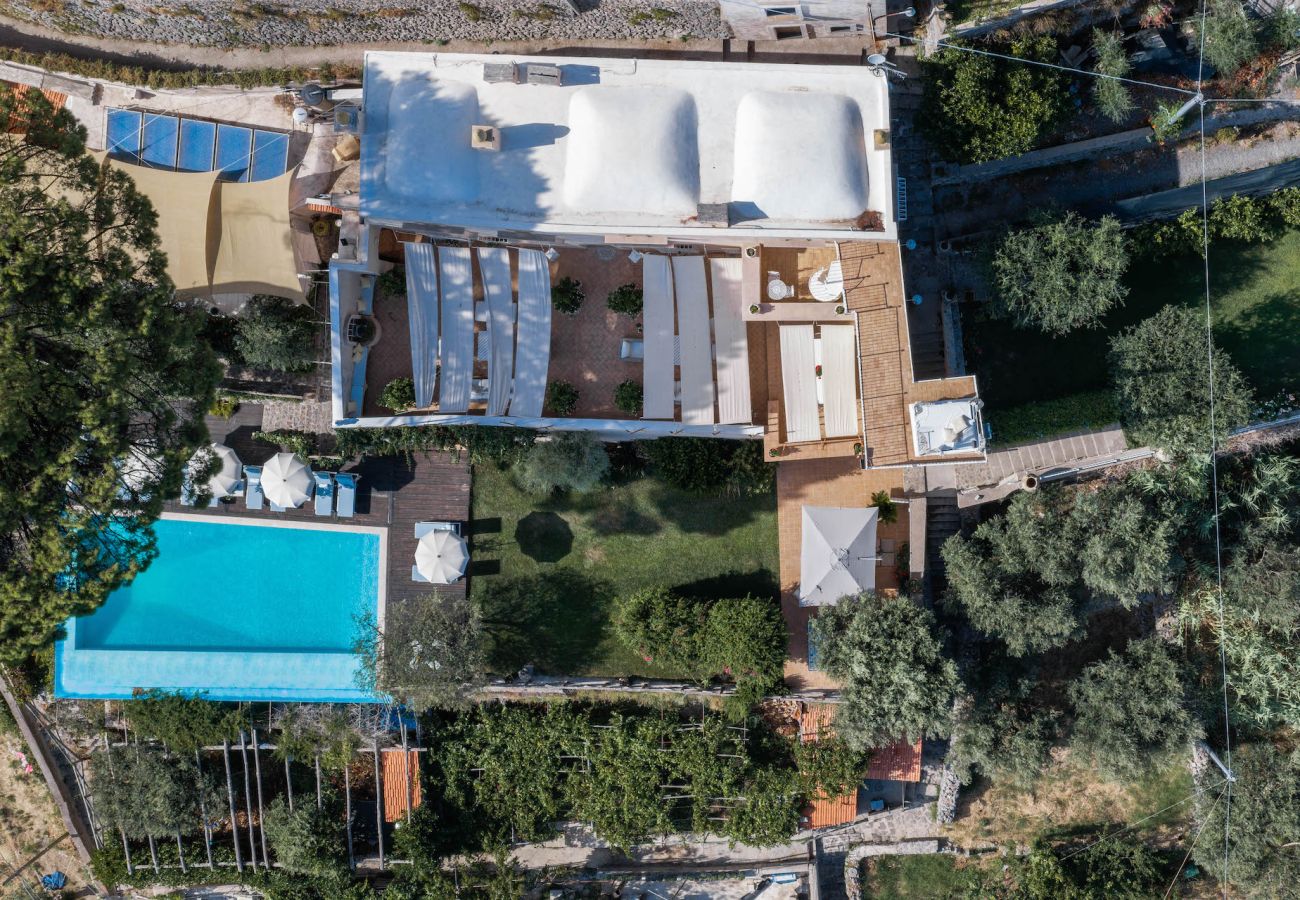 Villa in Furore - IL MANIERO DEGLI DEI