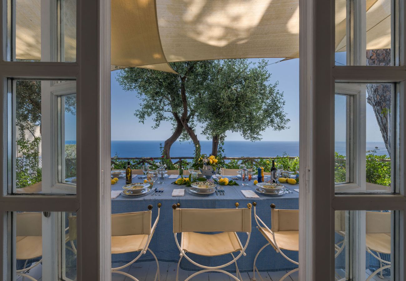 Villa in Furore - IL MANIERO DEGLI DEI