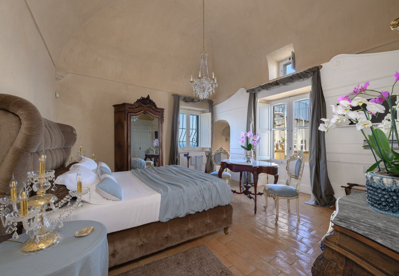 Villa in Furore - IL MANIERO DEGLI DEI