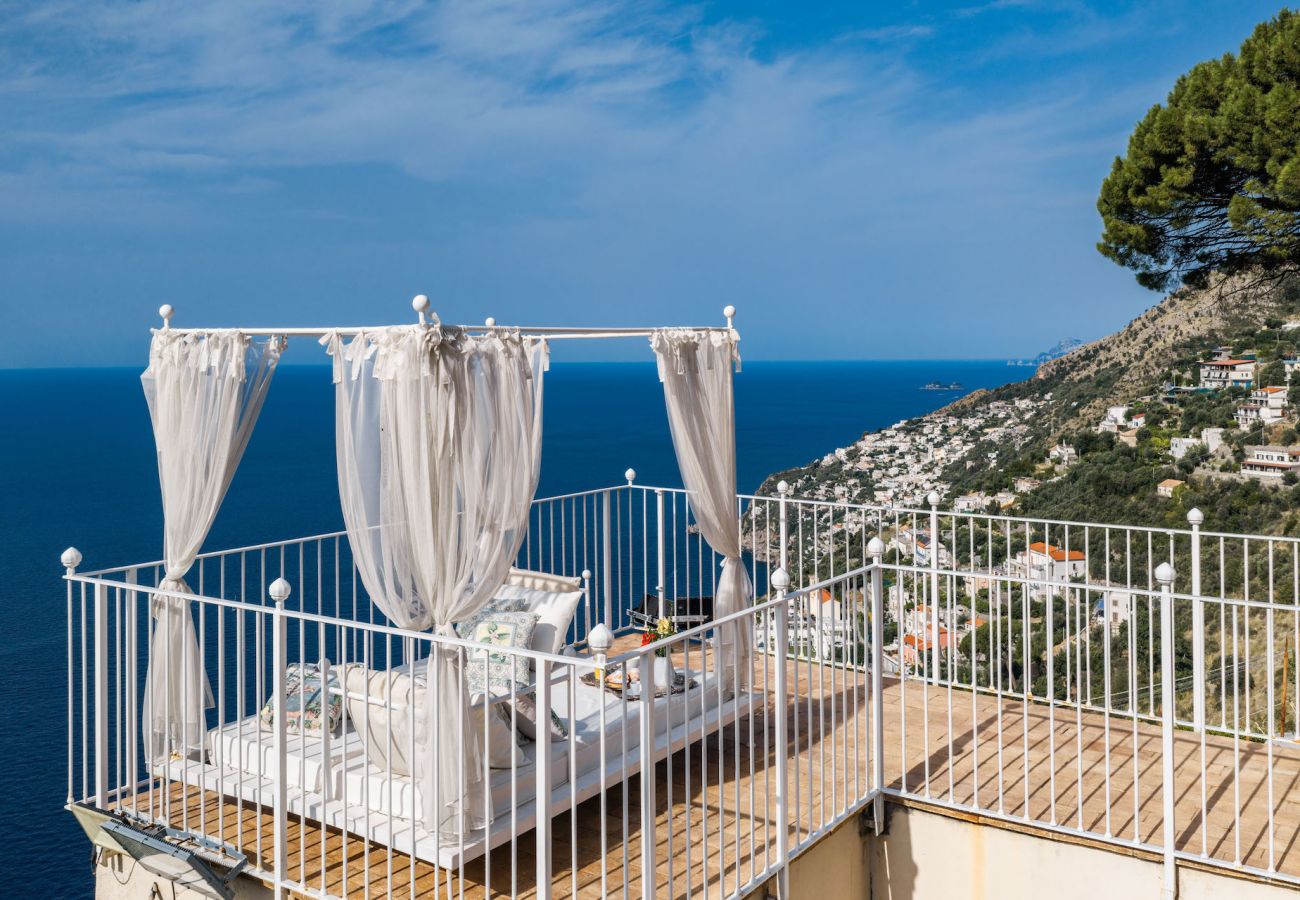 Villa in Furore - IL MANIERO DEGLI DEI