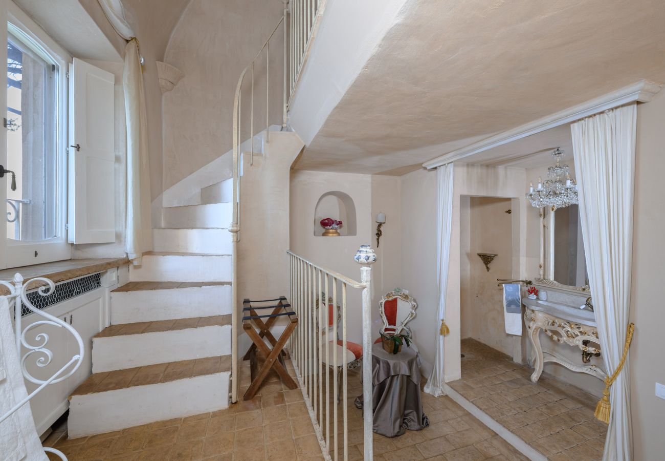 Villa in Furore - IL MANIERO DEGLI DEI