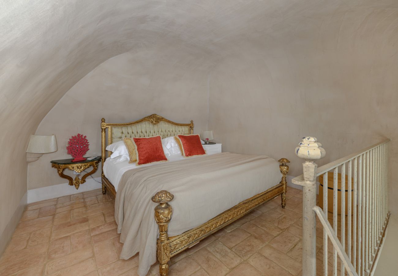 Villa in Furore - IL MANIERO DEGLI DEI