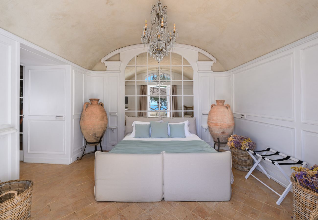 Villa in Furore - IL MANIERO DEGLI DEI