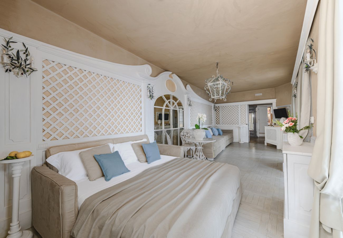 Villa in Furore - IL MANIERO DEGLI DEI