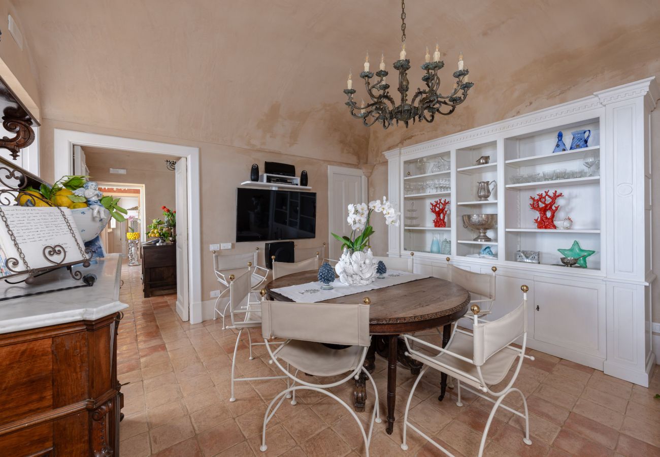 Villa in Furore - IL MANIERO DEGLI DEI