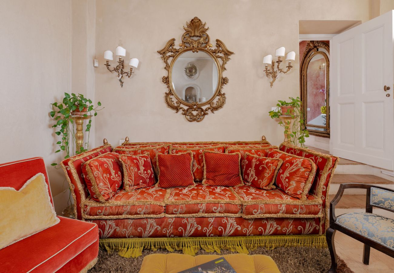Villa in Furore - IL MANIERO DEGLI DEI