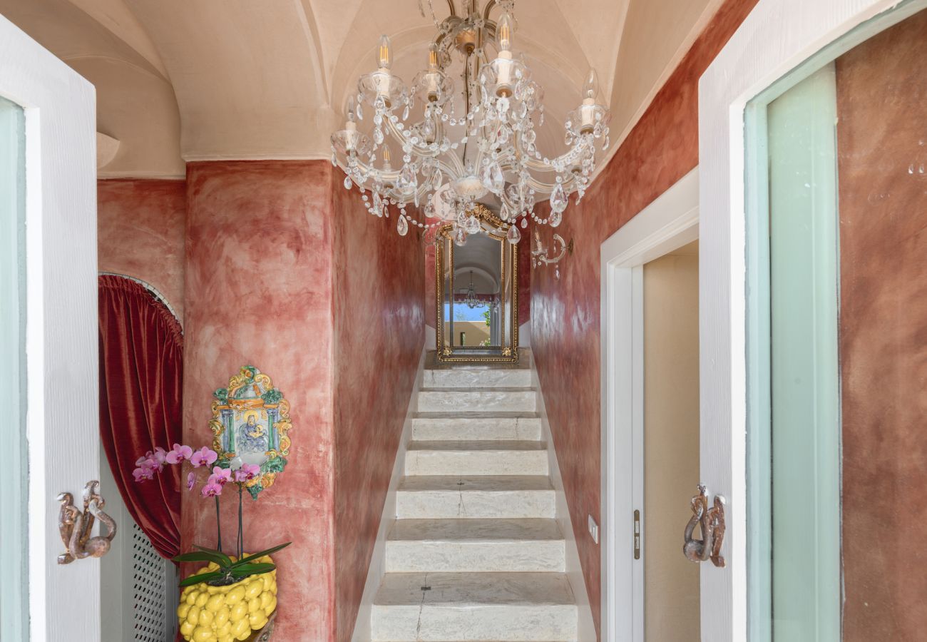 Villa in Furore - IL MANIERO DEGLI DEI