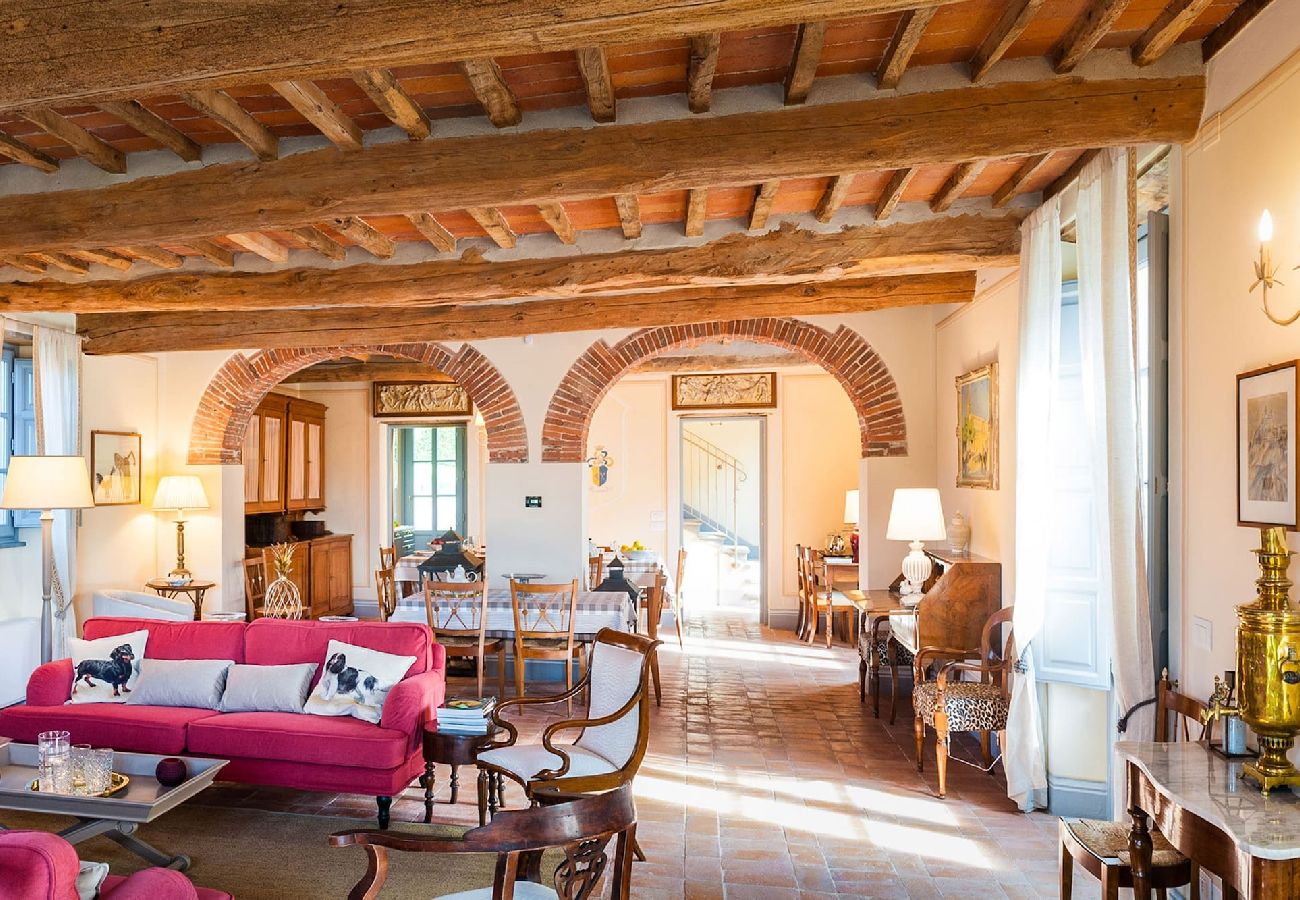 Villa in Lucca - Stunning Luxury Villa with pool