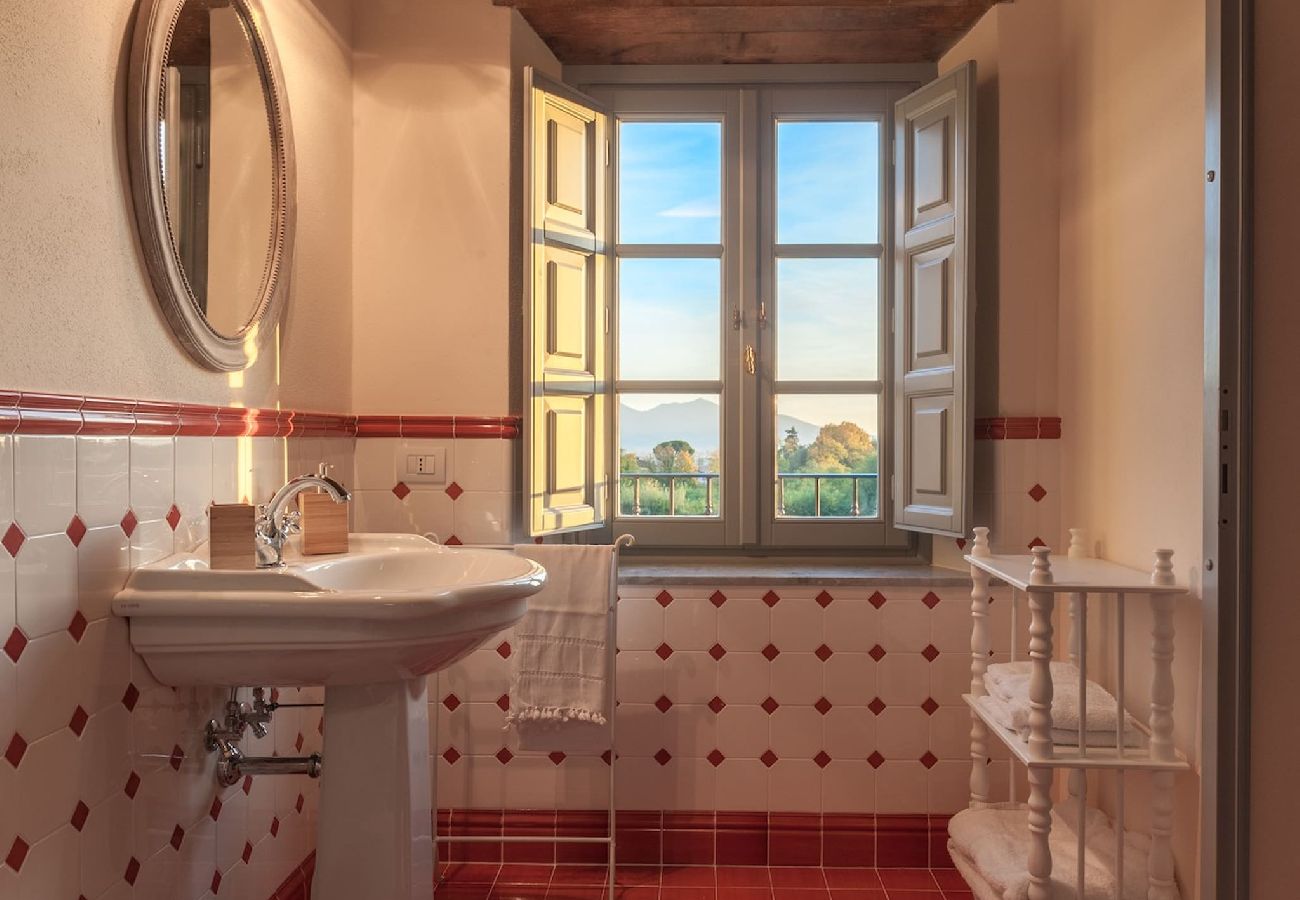 Villa in Lucca - Stunning Luxury Villa with pool