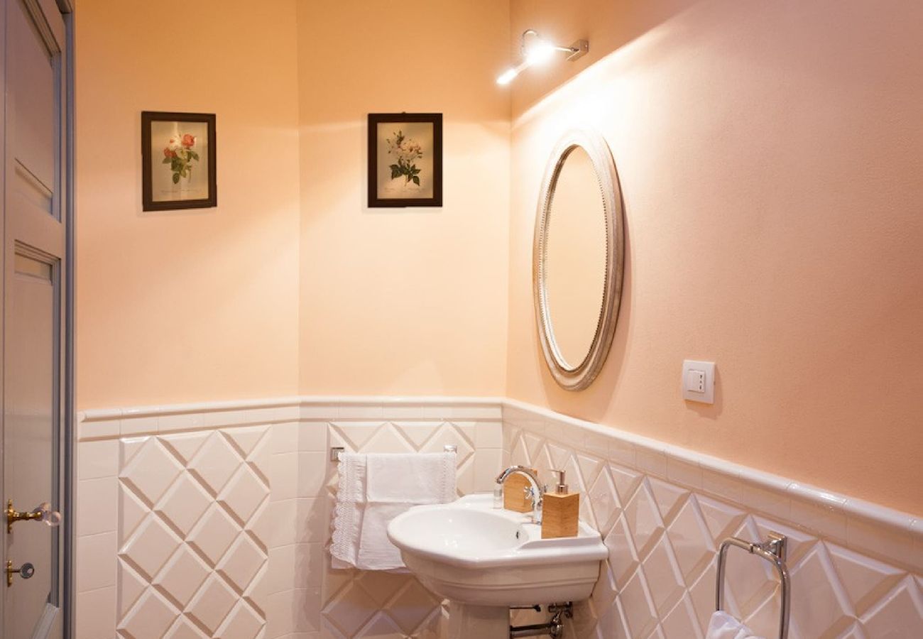 Villa in Lucca - Stunning Luxury Villa with pool