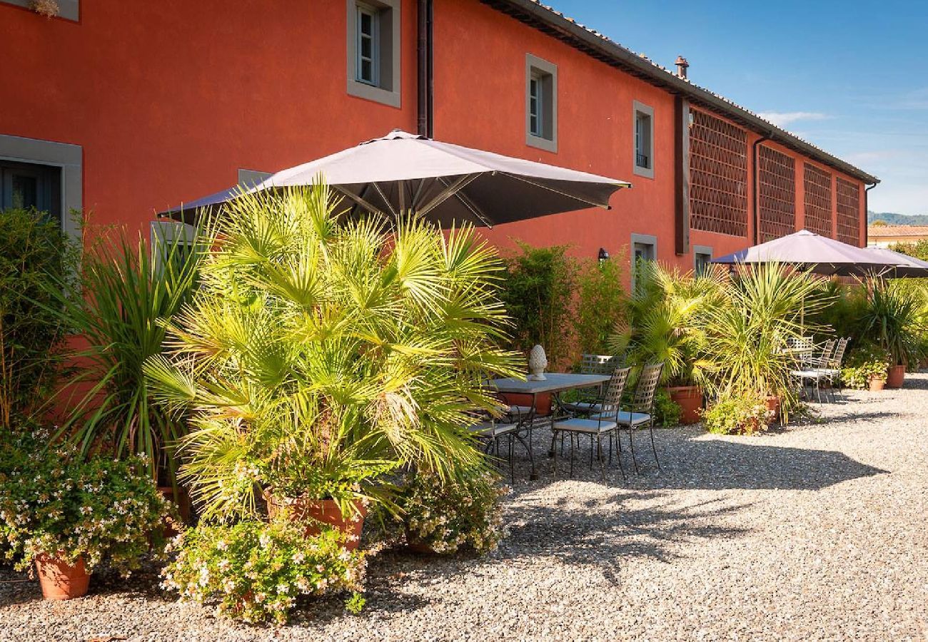 Villa in Lucca - Stunning Luxury Villa with pool