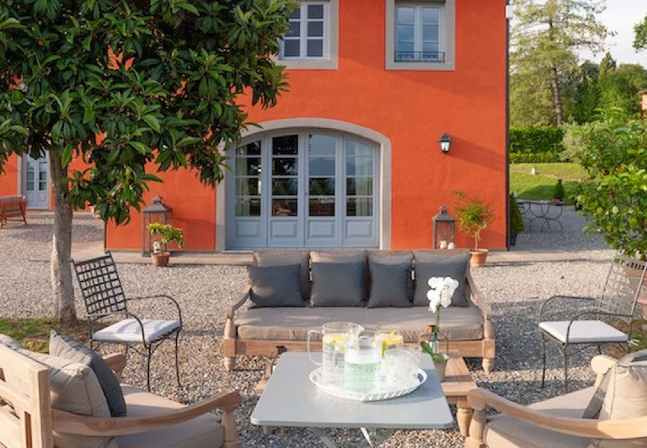 Villa in Lucca - Stunning Luxury Villa with pool