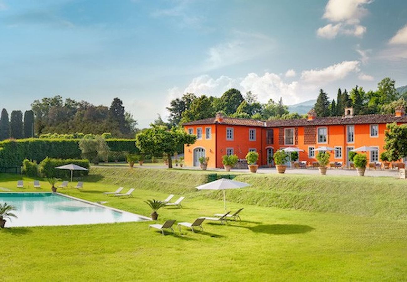 Villa in Lucca - Stunning Luxury Villa with pool