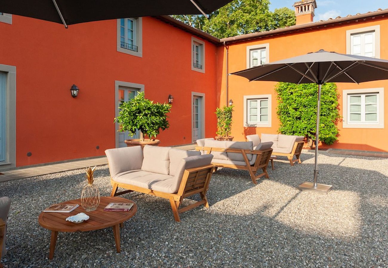 Villa in Lucca - Stunning Luxury Villa with pool