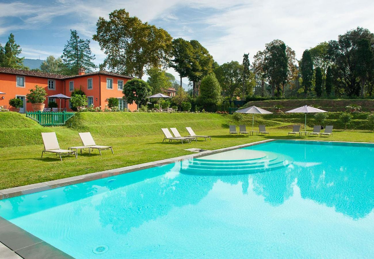 Villa in Lucca - Stunning Luxury Villa with pool