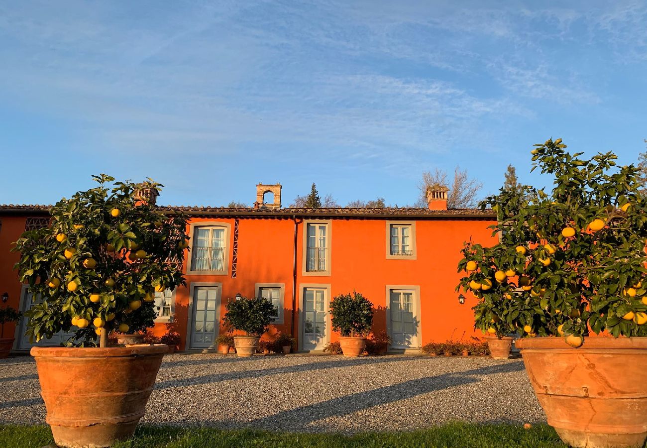 Villa in Lucca - Stunning Luxury Villa with pool
