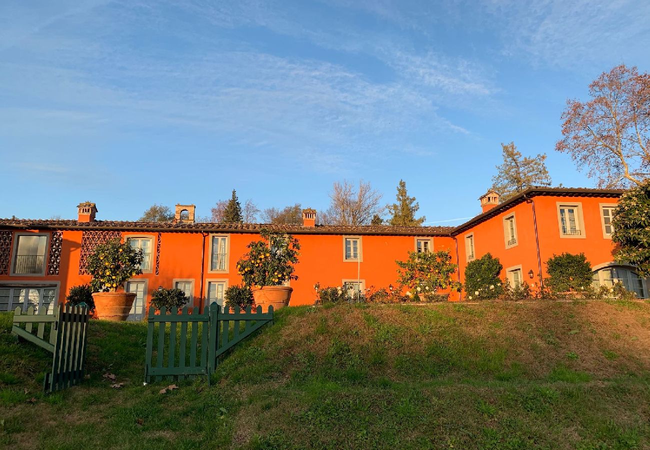 Villa in Lucca - Stunning Luxury Villa with pool