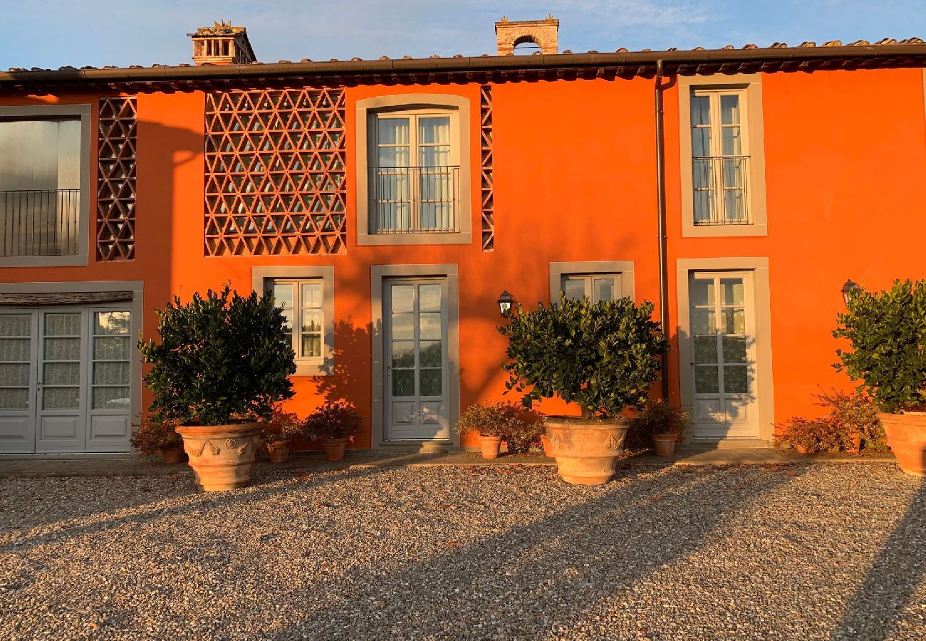 Villa in Lucca - Stunning Luxury Villa with pool