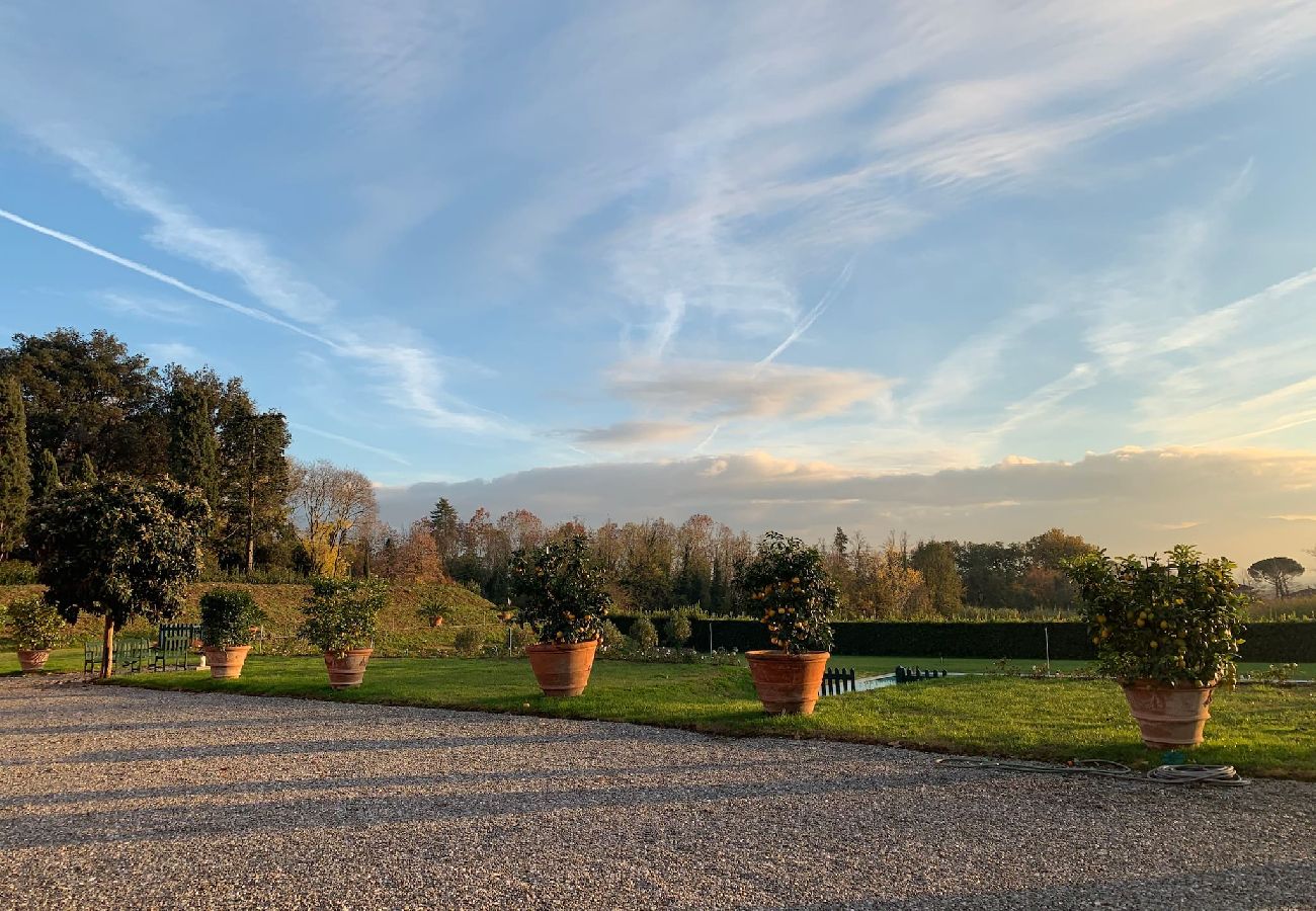 Villa in Lucca - Stunning Luxury Villa with pool