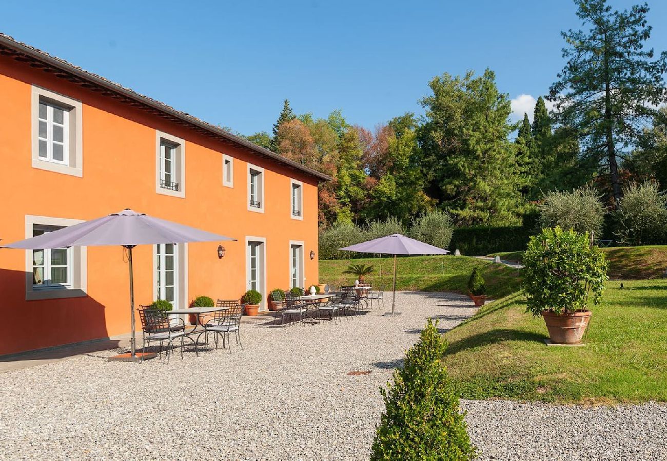 Villa in Lucca - Stunning Luxury Villa with pool