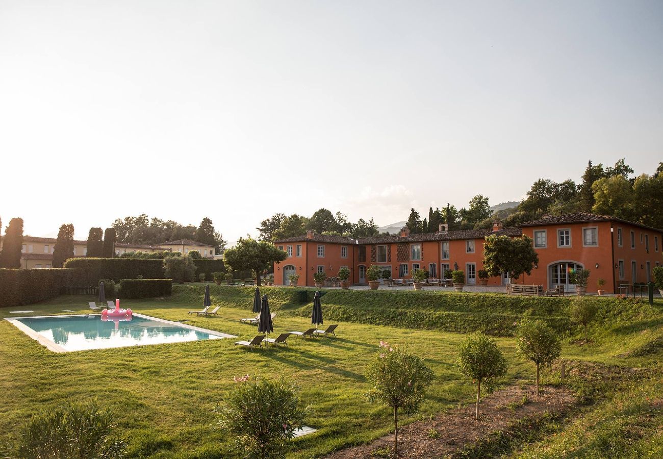 Villa in Lucca - Stunning Luxury Villa with pool