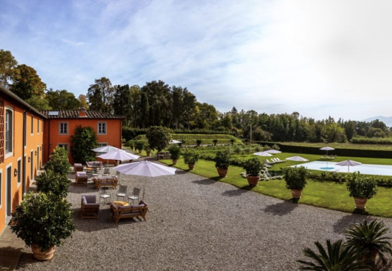 Villa in Lucca - Stunning Luxury Villa with pool