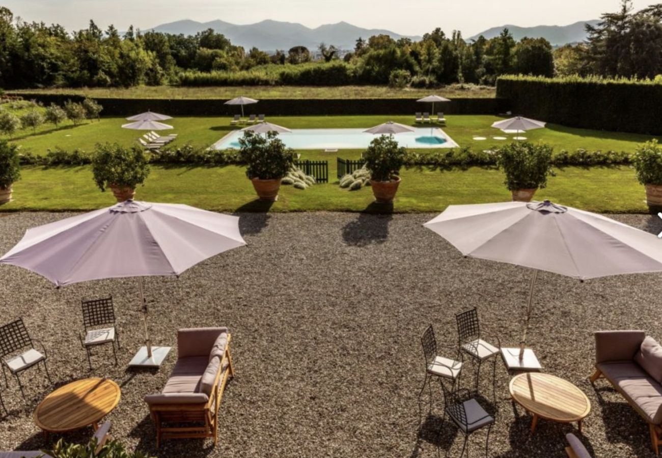 Villa in Lucca - Stunning Luxury Villa with pool