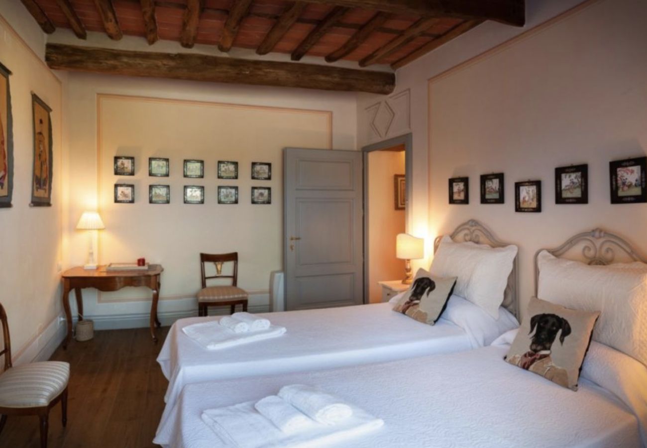 Villa in Lucca - Stunning Luxury Villa with pool