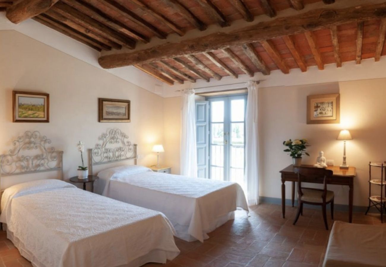 Villa in Lucca - Stunning Luxury Villa with pool