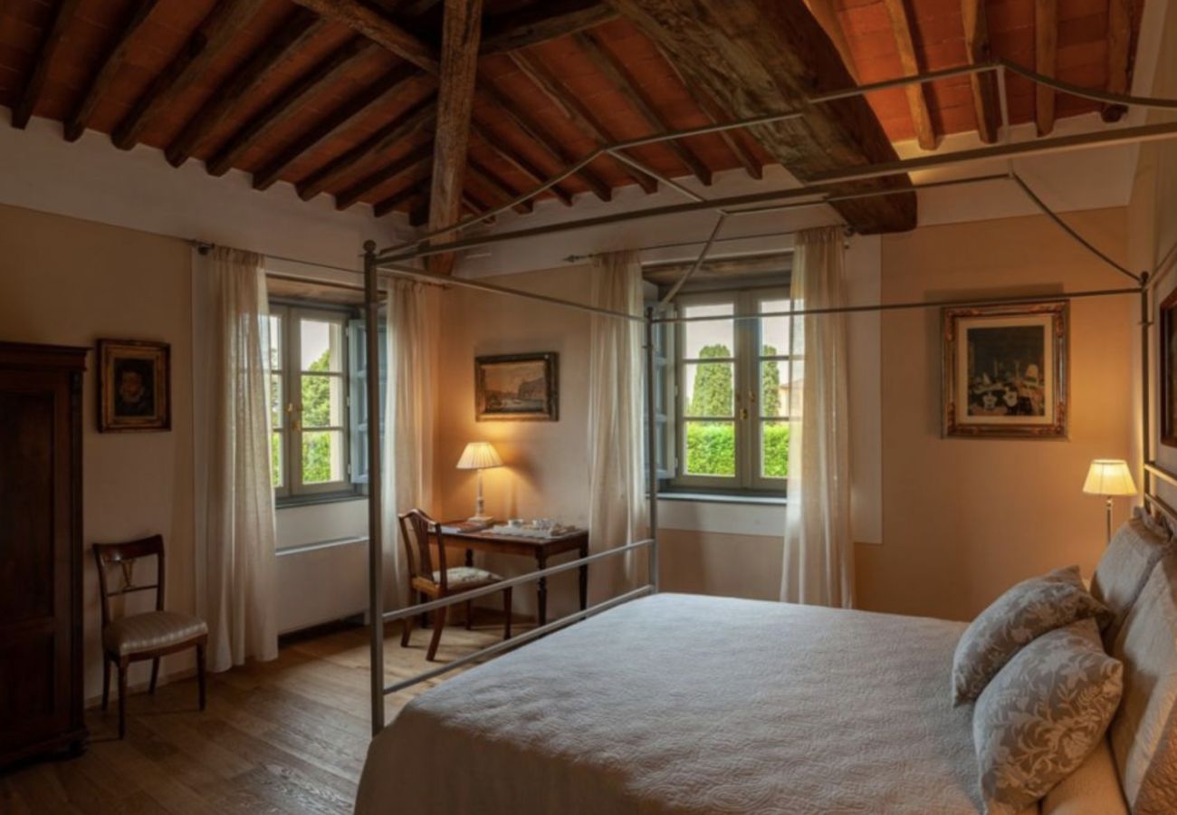 Villa in Lucca - Stunning Luxury Villa with pool