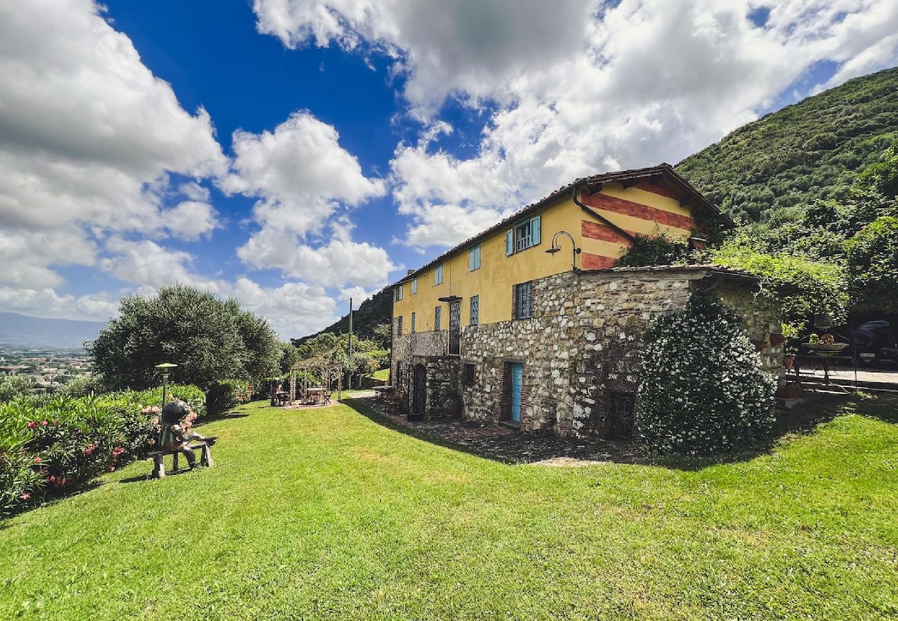 House in Lucca - VILLA DELL´ORTENSIA