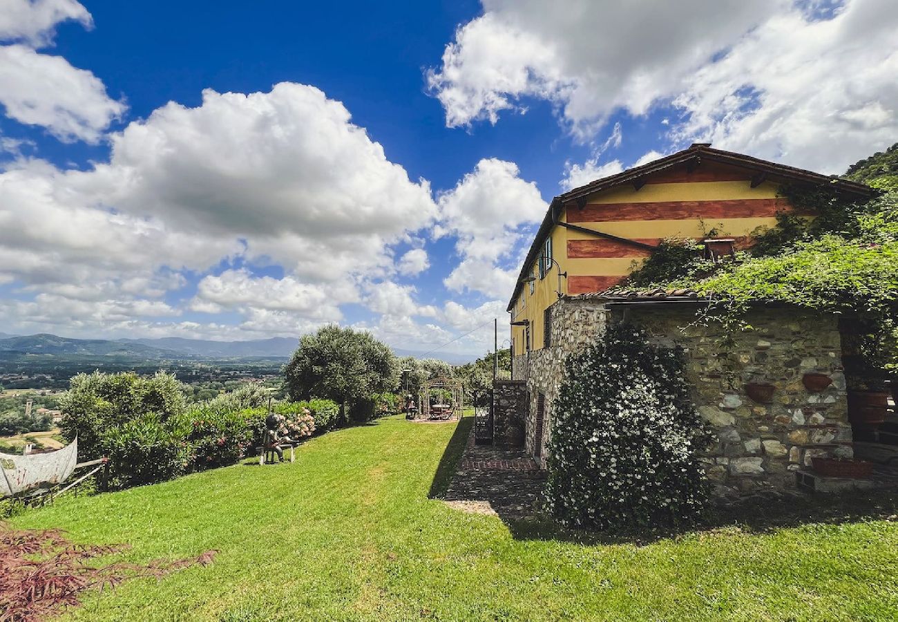 House in Lucca - VILLA DELL´ORTENSIA