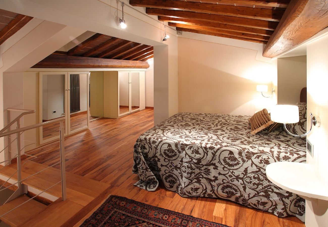 Villa in Reggello - Villa Casa Rossa in a scenic place. 16 people