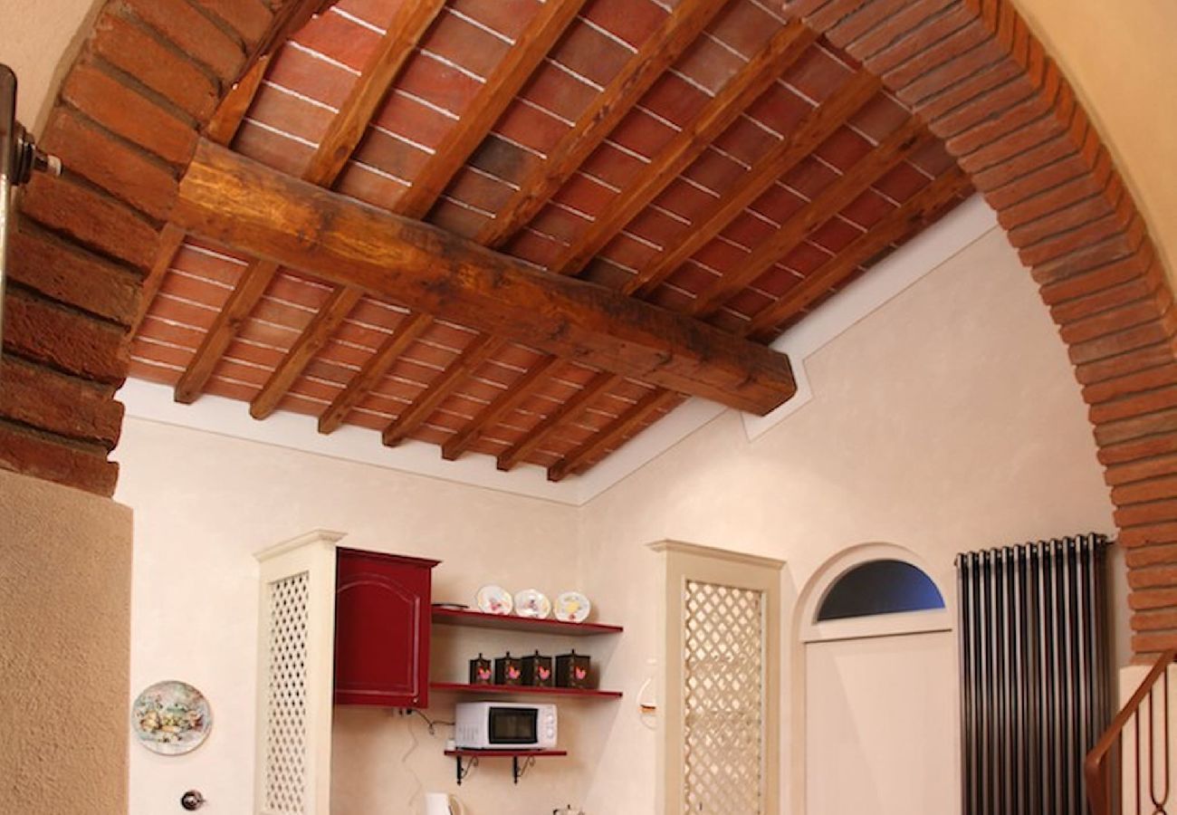 Villa in Reggello - Villa Casa Rossa in a scenic place. 16 people