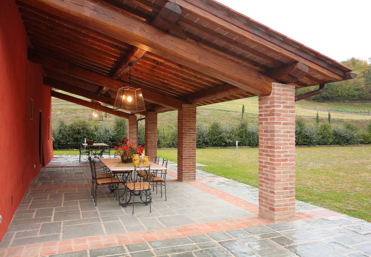 Villa in Reggello - Villa Casa Rossa in a scenic place. 16 people