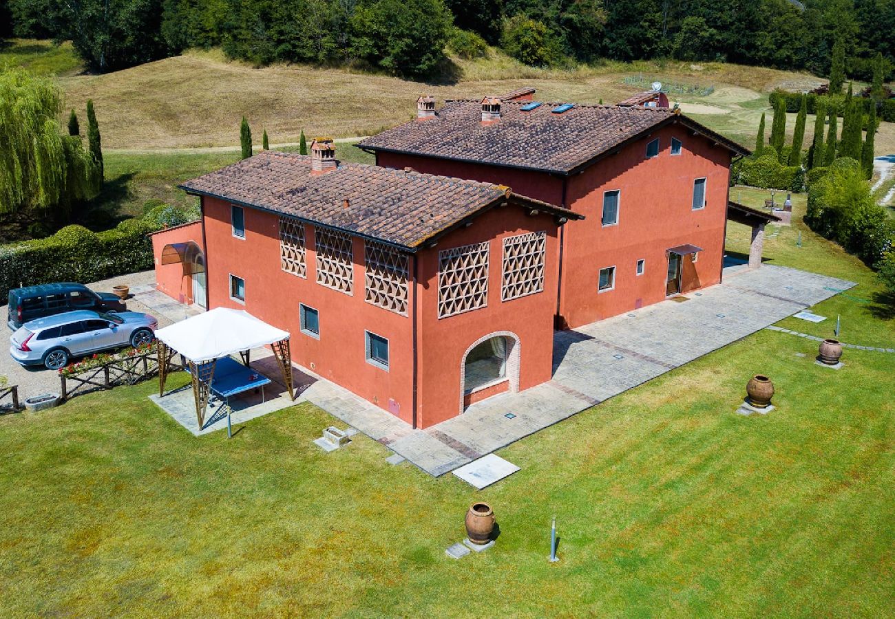 Villa in Reggello - Villa Casa Rossa in a scenic place. 16 people