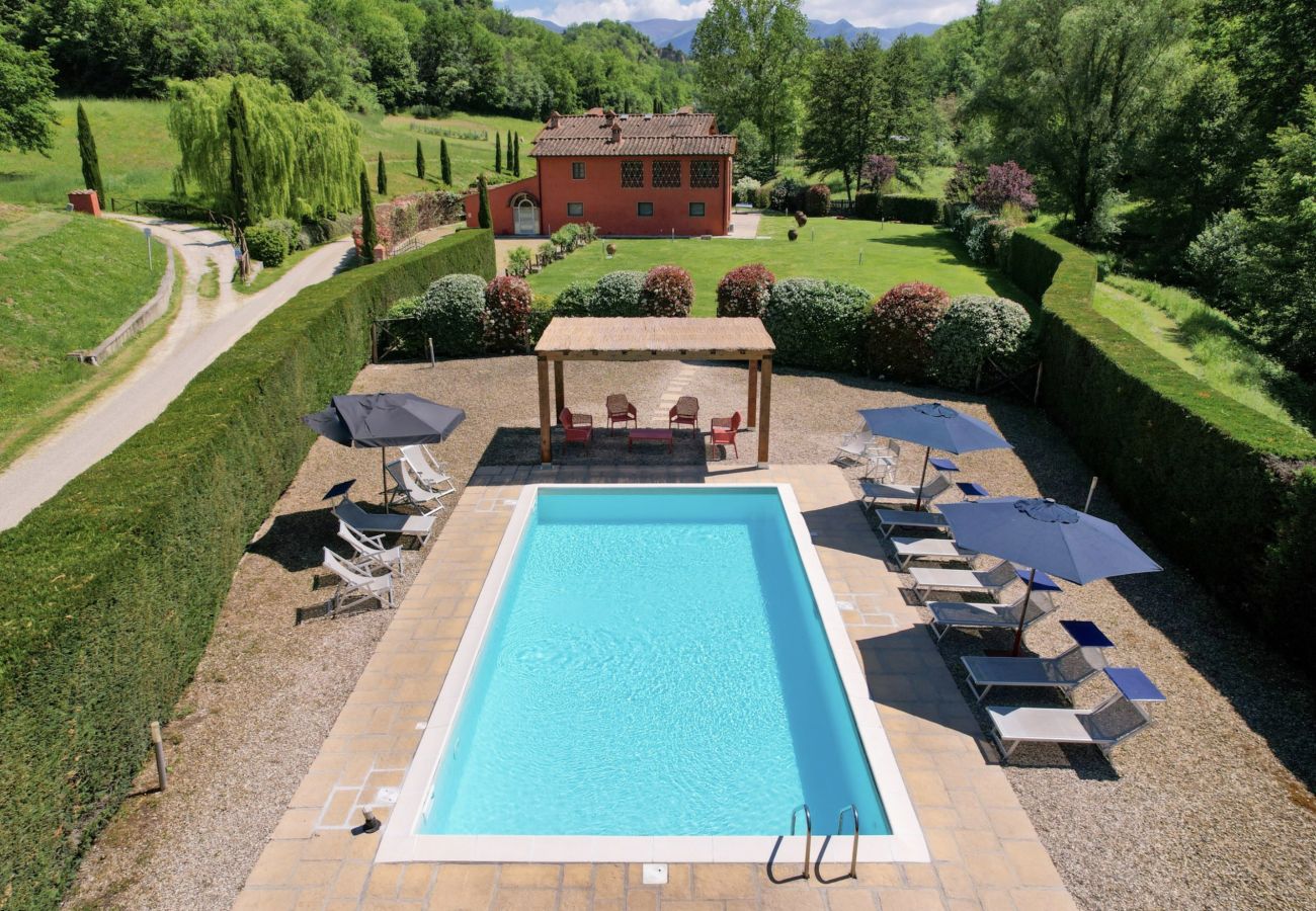 Villa in Reggello - Villa Casa Rossa in a scenic place. 16 people