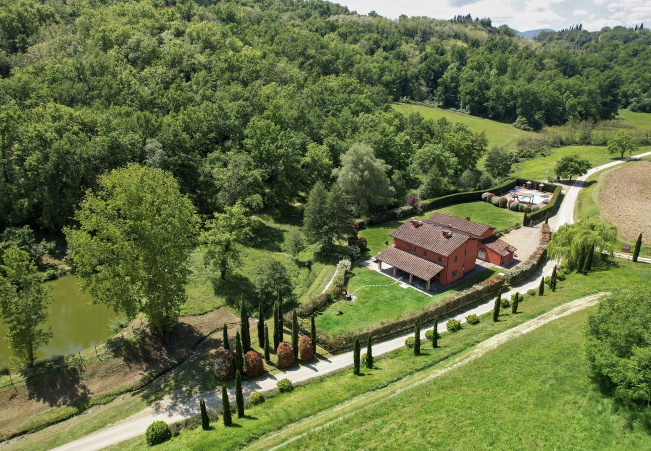 Villa in Reggello - Villa Casa Rossa in a scenic place. 16 people