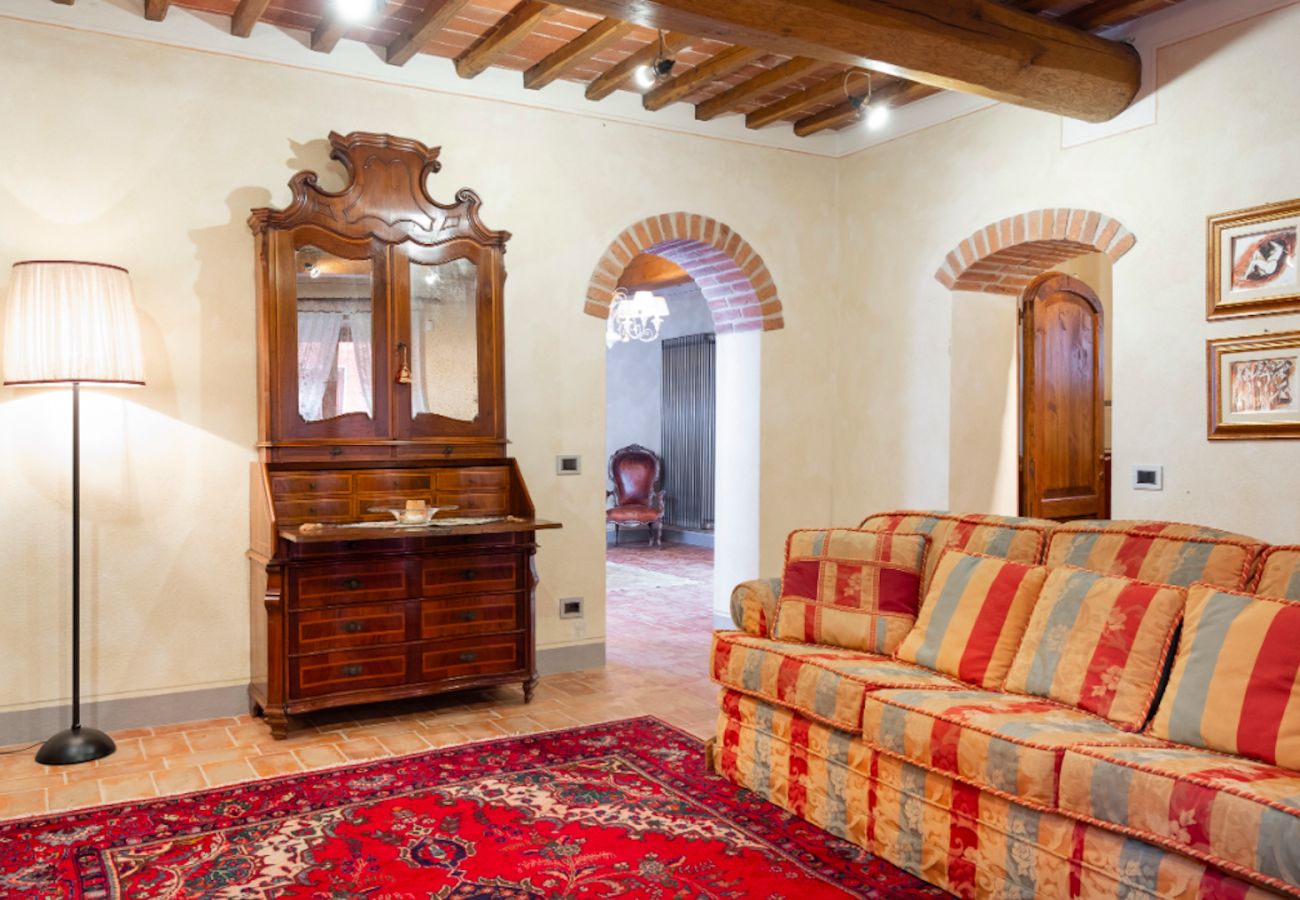 Villa in Reggello - Villa Casa Rossa in a scenic place. 16 people